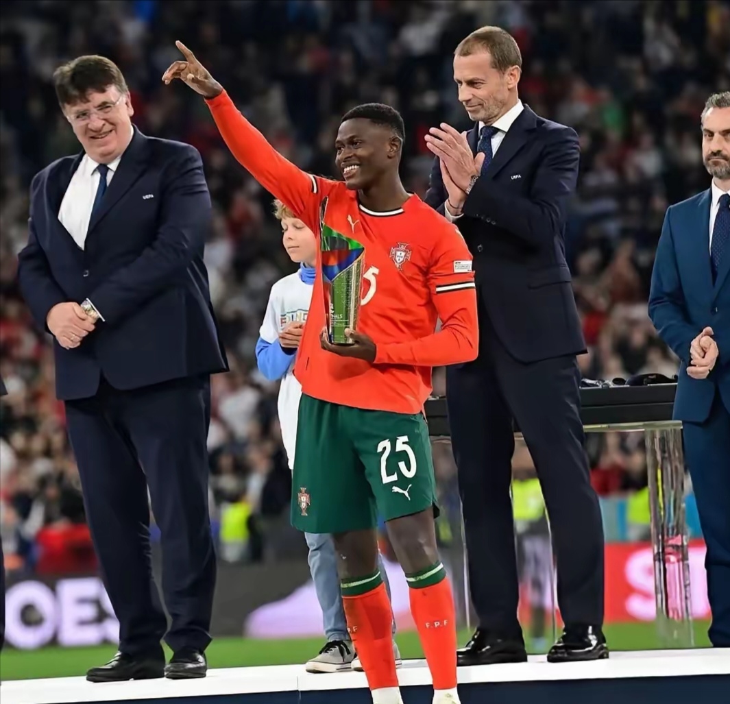 乐动体育入口葡萄牙体育迎NBA季后赛关键赛，今晚迎来里程碑，话题不断，球队文化再被提及的简单介绍